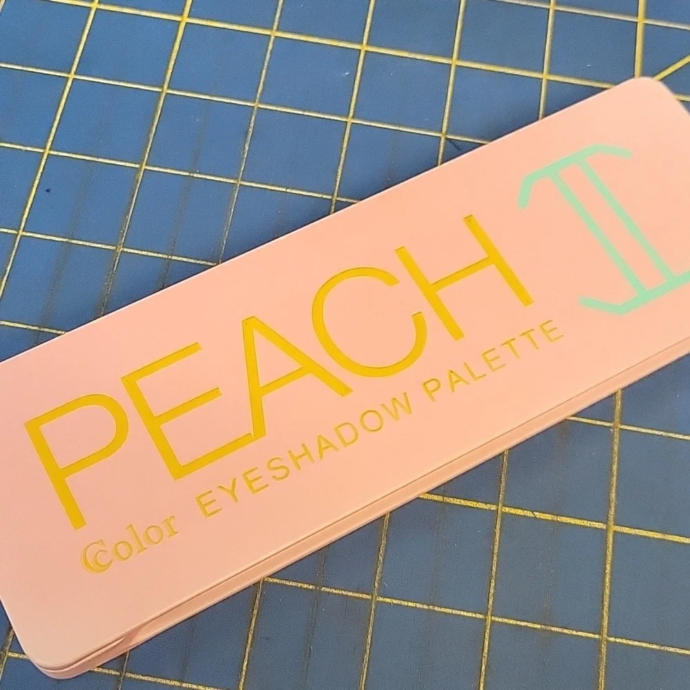 Peach II Color Cosmetics Eyeshadow Palette - Neutral Shades